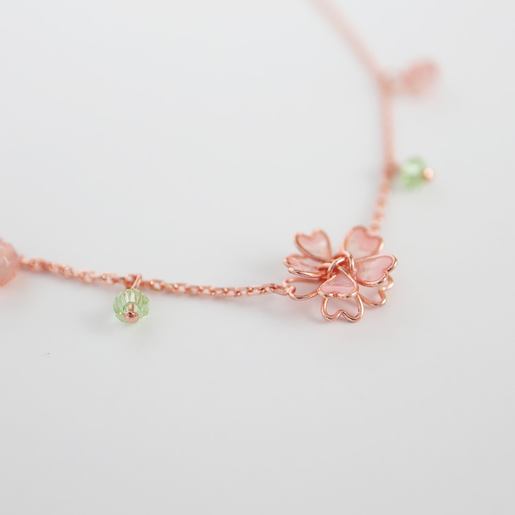 Colar Flor de Cerejeira